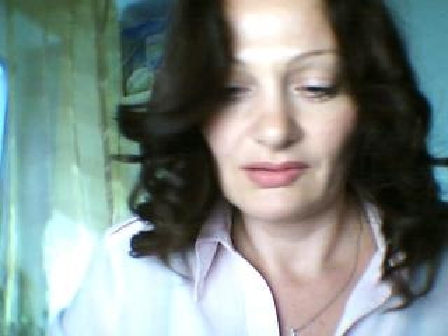 41909-valikirua247-tits-webcam-model-medium-tits-caucasian-brunette-straight